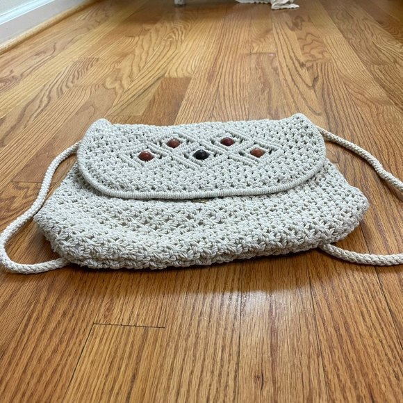 Handmade Y2K white macramé crochet bag purse with wooden beads woven cotton - Picture 6 of 12
